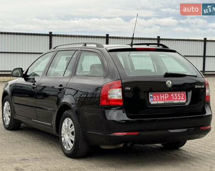 Чорний Шкода Октавія, об'ємом двигуна 1.4 л та пробігом 232 тис. км за 7200 $, фото 12 на Automoto.ua