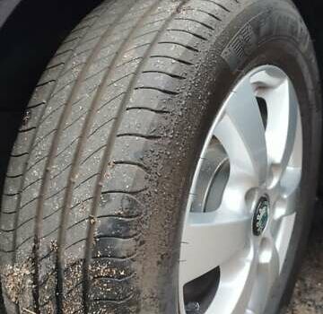 Чорний Шкода Октавія, об'ємом двигуна 1.6 л та пробігом 209 тис. км за 8299 $, фото 71 на Automoto.ua