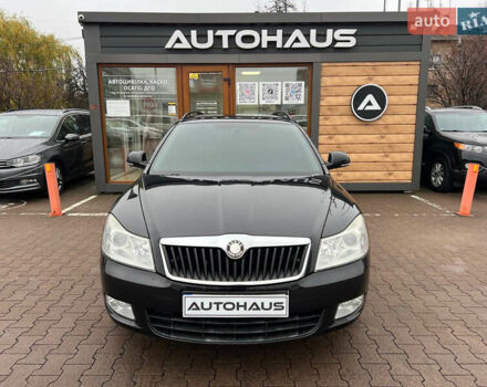 Черный Шкода Октавия, объемом двигателя 1.8 л и пробегом 208 тыс. км за 6800 $, фото 1 на Automoto.ua