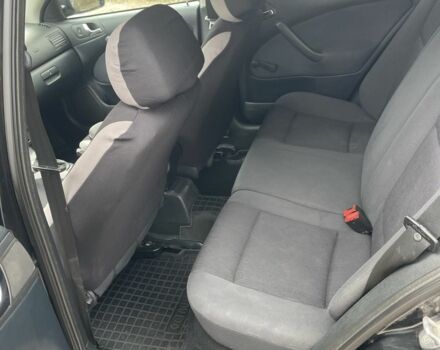 Черный Шкода Октавия, объемом двигателя 1.6 л и пробегом 201 тыс. км за 5650 $, фото 3 на Automoto.ua