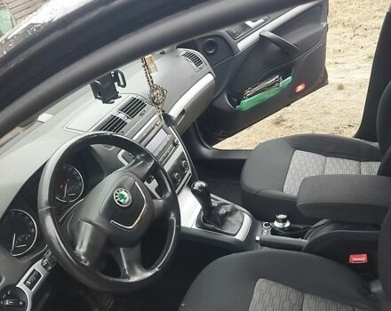 Черный Шкода Октавия, объемом двигателя 2 л и пробегом 241 тыс. км за 6999 $, фото 9 на Automoto.ua