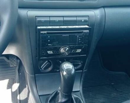 Черный Шкода Октавия, объемом двигателя 1.6 л и пробегом 273 тыс. км за 5600 $, фото 12 на Automoto.ua