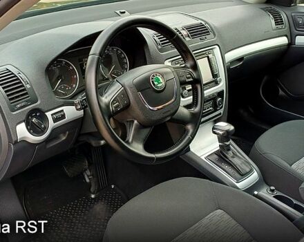 Черный Шкода Октавия, объемом двигателя 1.8 л и пробегом 176 тыс. км за 7800 $, фото 4 на Automoto.ua