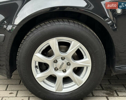 Черный Шкода Октавия, объемом двигателя 1.6 л и пробегом 218 тыс. км за 6777 $, фото 17 на Automoto.ua