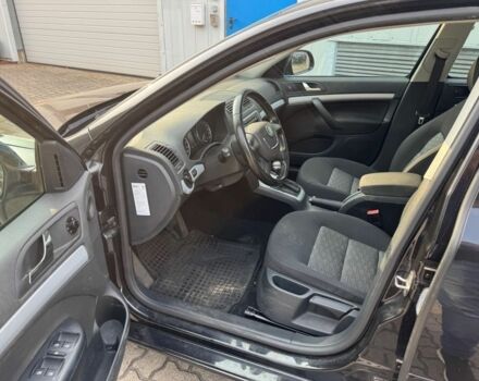 Чорний Шкода Октавія, об'ємом двигуна 2 л та пробігом 264 тис. км за 2100 $, фото 6 на Automoto.ua