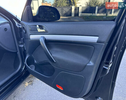 Чорний Шкода Октавія, об'ємом двигуна 1.6 л та пробігом 145 тис. км за 8599 $, фото 61 на Automoto.ua