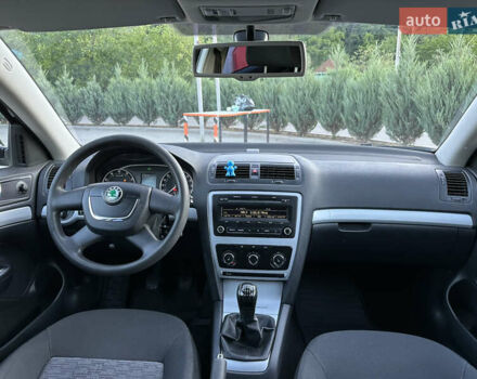 Шкода Октавия 2009 в Полтаве на Automoto.ua Черный Шкода Октавия, объемом двигателя 1.8 л и пробегом 195 тыс. км за 7799 $, фото 21 на Automoto.ua