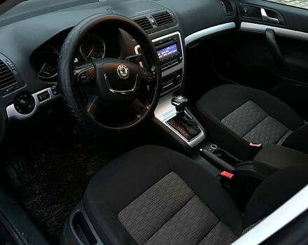 Черный Шкода Октавия, объемом двигателя 1.4 л и пробегом 169 тыс. км за 7500 $, фото 9 на Automoto.ua