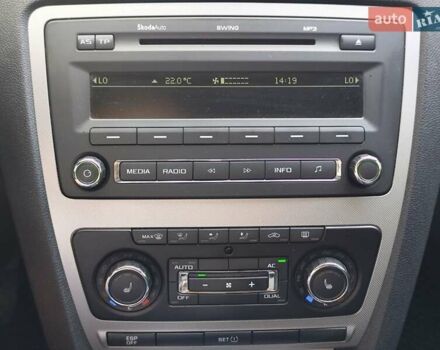 Чорний Шкода Октавія, об'ємом двигуна 1.39 л та пробігом 293 тис. км за 6999 $, фото 18 на Automoto.ua