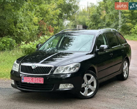 Черный Шкода Октавия, объемом двигателя 1.8 л и пробегом 168 тыс. км за 8499 $, фото 1 на Automoto.ua