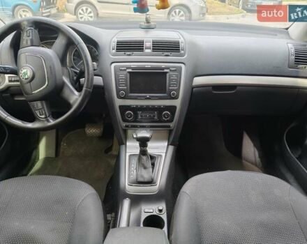 Шкода Октавия 2009 в Полтаве на Automoto.ua Черный Шкода Октавия, объемом двигателя 1.8 л и пробегом 229 тыс. км за 6700 $, фото 3 на Automoto.ua