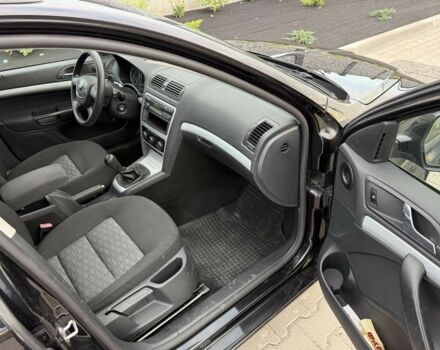 Черный Шкода Октавия, объемом двигателя 0 л и пробегом 219 тыс. км за 7200 $, фото 12 на Automoto.ua