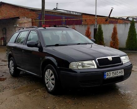 Шкода Октавия 2009 в Ромнах на Automoto.ua Черный Шкода Октавия, объемом двигателя 1.9 л и пробегом 230 тыс. км за 6000 $, фото 2 на Automoto.ua