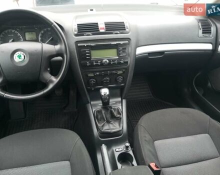 Чорний Шкода Октавія, об'ємом двигуна 1.6 л та пробігом 218 тис. км за 6700 $, фото 17 на Automoto.ua