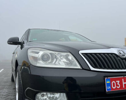 Черный Шкода Октавия, объемом двигателя 1.82 л и пробегом 220 тыс. км за 7700 $, фото 5 на Automoto.ua