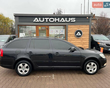 Черный Шкода Октавия, объемом двигателя 1.8 л и пробегом 208 тыс. км за 6800 $, фото 3 на Automoto.ua