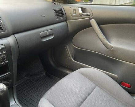 Черный Шкода Октавия, объемом двигателя 1.6 л и пробегом 217 тыс. км за 5700 $, фото 11 на Automoto.ua