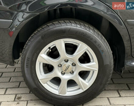 Черный Шкода Октавия, объемом двигателя 1.6 л и пробегом 218 тыс. км за 6777 $, фото 27 на Automoto.ua