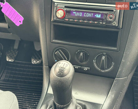 Черный Шкода Октавия, объемом двигателя 1.6 л и пробегом 218 тыс. км за 6777 $, фото 45 на Automoto.ua