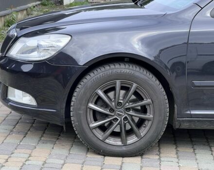 Черный Шкода Октавия, объемом двигателя 2 л и пробегом 300 тыс. км за 8500 $, фото 8 на Automoto.ua