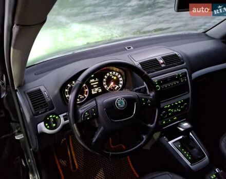 Черный Шкода Октавия, объемом двигателя 1.8 л и пробегом 234 тыс. км за 8000 $, фото 21 на Automoto.ua