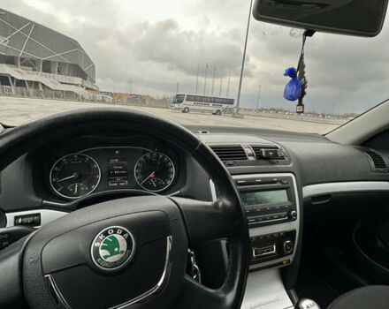 Чорний Шкода Октавія, об'ємом двигуна 1.8 л та пробігом 183 тис. км за 6200 $, фото 12 на Automoto.ua