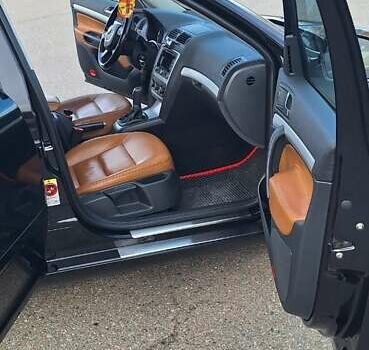 Черный Шкода Октавия, объемом двигателя 2 л и пробегом 277 тыс. км за 7200 $, фото 3 на Automoto.ua