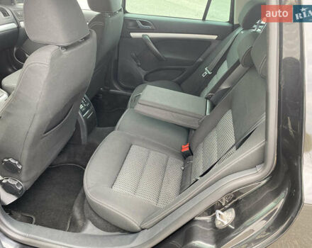 Черный Шкода Октавия, объемом двигателя 1.8 л и пробегом 208 тыс. км за 7350 $, фото 21 на Automoto.ua