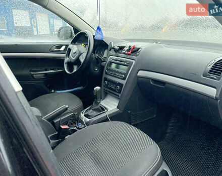 Черный Шкода Октавия, объемом двигателя 1.98 л и пробегом 294 тыс. км за 7000 $, фото 7 на Automoto.ua