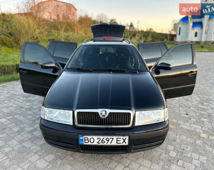 Черный Шкода Октавия, объемом двигателя 1.6 л и пробегом 200 тыс. км за 5800 $, фото 2 на Automoto.ua
