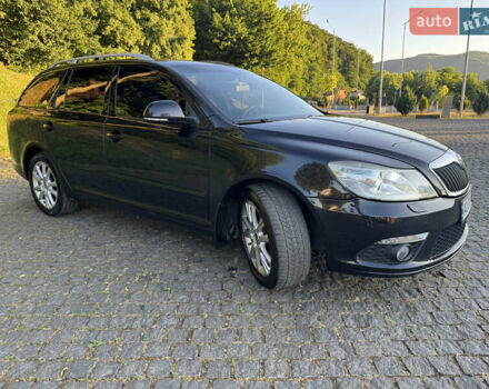 Шкода Октавия 2009 в Хусте на Automoto.ua Черный Шкода Октавия, объемом двигателя 1.97 л и пробегом 310 тыс. км за 9499 $, фото 2 на Automoto.ua