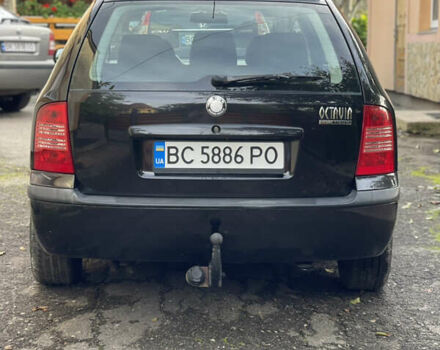 Черный Шкода Октавия, объемом двигателя 1.6 л и пробегом 217 тыс. км за 5700 $, фото 3 на Automoto.ua