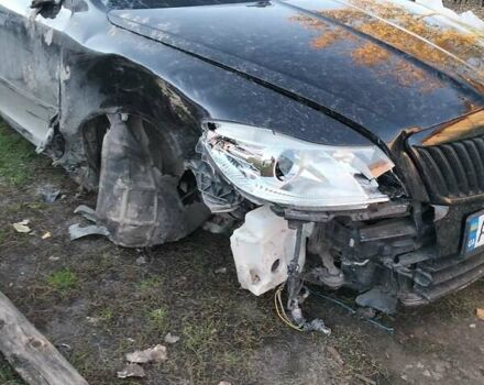 Черный Шкода Октавия, объемом двигателя 2 л и пробегом 301 тыс. км за 2900 $, фото 6 на Automoto.ua