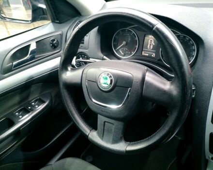 Черный Шкода Октавия, объемом двигателя 0 л и пробегом 221 тыс. км за 7200 $, фото 5 на Automoto.ua