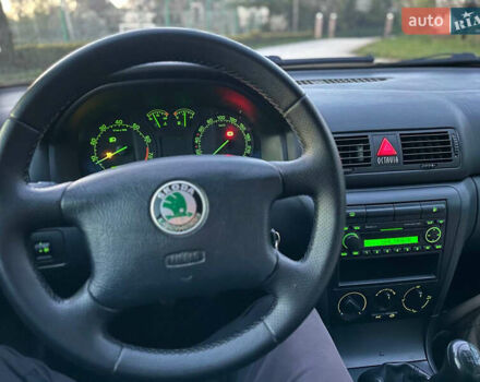 Черный Шкода Октавия, объемом двигателя 1.6 л и пробегом 200 тыс. км за 5800 $, фото 19 на Automoto.ua