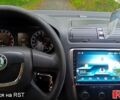 Чорний Шкода Октавія, об'ємом двигуна 1.6 л та пробігом 267 тис. км за 8000 $, фото 5 на Automoto.ua