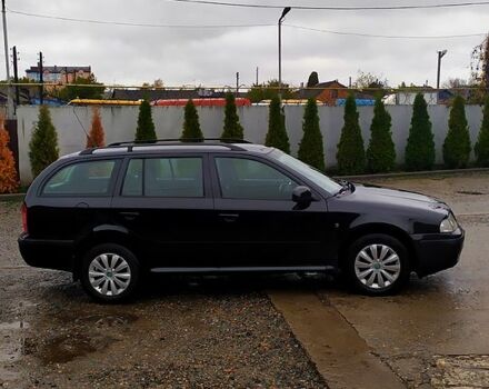 Шкода Октавия 2009 в Ромнах на Automoto.ua Черный Шкода Октавия, объемом двигателя 1.9 л и пробегом 230 тыс. км за 6000 $, фото 3 на Automoto.ua