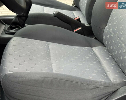 Черный Шкода Октавия, объемом двигателя 1.6 л и пробегом 218 тыс. км за 6777 $, фото 35 на Automoto.ua