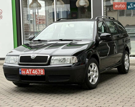Черный Шкода Октавия, объемом двигателя 1.6 л и пробегом 218 тыс. км за 6777 $, фото 6 на Automoto.ua