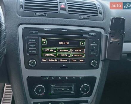 Чорний Шкода Октавія, об'ємом двигуна 2 л та пробігом 252 тис. км за 7990 $, фото 38 на Automoto.ua