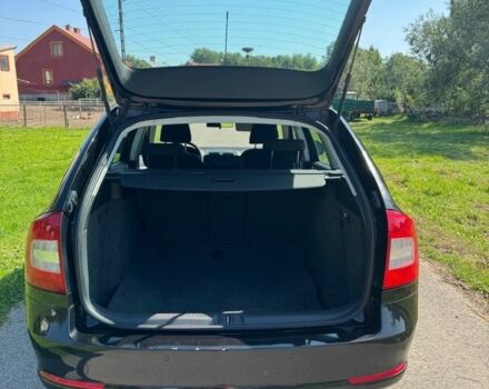 Чорний Шкода Октавія, об'ємом двигуна 1.6 л та пробігом 150 тис. км за 4476 $, фото 5 на Automoto.ua