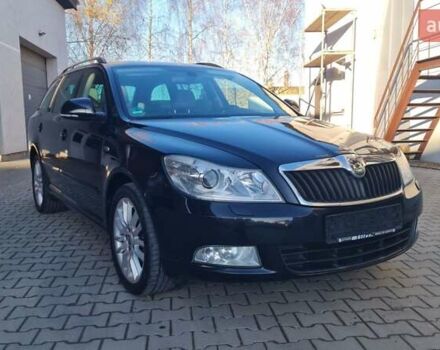 Черный Шкода Октавия, объемом двигателя 1.8 л и пробегом 226 тыс. км за 7700 $, фото 1 на Automoto.ua