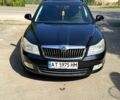 Черный Шкода Октавия, объемом двигателя 1.6 л и пробегом 275 тыс. км за 6500 $, фото 1 на Automoto.ua
