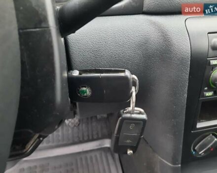 Шкода Октавия 2009 в Полтаве на Automoto.ua Черный Шкода Октавия, объемом двигателя 1.6 л и пробегом 219 тыс. км за 6700 $, фото 41 на Automoto.ua