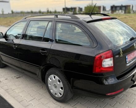 Черный Шкода Октавия, объемом двигателя 0 л и пробегом 219 тыс. км за 7200 $, фото 2 на Automoto.ua