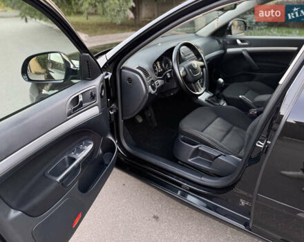 Чорний Шкода Октавія, об'ємом двигуна 1.8 л та пробігом 223 тис. км за 7999 $, фото 14 на Automoto.ua