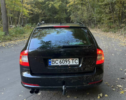 Черный Шкода Октавия, объемом двигателя 1.8 л и пробегом 185 тыс. км за 6400 $, фото 3 на Automoto.ua