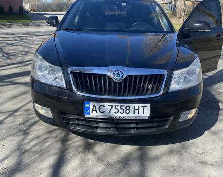 Черный Шкода Октавия, объемом двигателя 1.39 л и пробегом 254 тыс. км за 6700 $, фото 2 на Automoto.ua