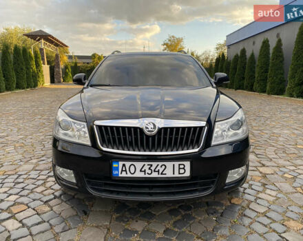Шкода Октавия 2009 в Мукачеве на Automoto.ua Черный Шкода Октавия, объемом двигателя 1.6 л и пробегом 282 тыс. км за 7700 $, фото 2 на Automoto.ua