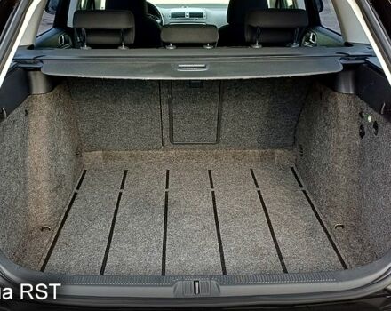 Черный Шкода Октавия, объемом двигателя 1.8 л и пробегом 176 тыс. км за 7800 $, фото 8 на Automoto.ua